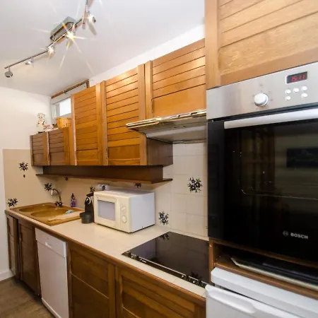 à Avec Terrasse, Parking, Local à Skis - Fr-1-343-172 *