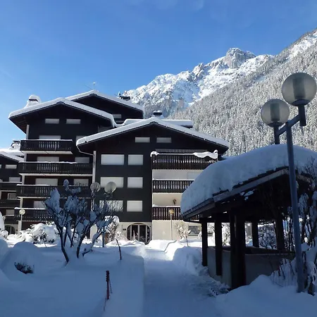Chamonix, Terrasse, 4 Pers, Parking Prive - Fr-1-343-172 Apartment